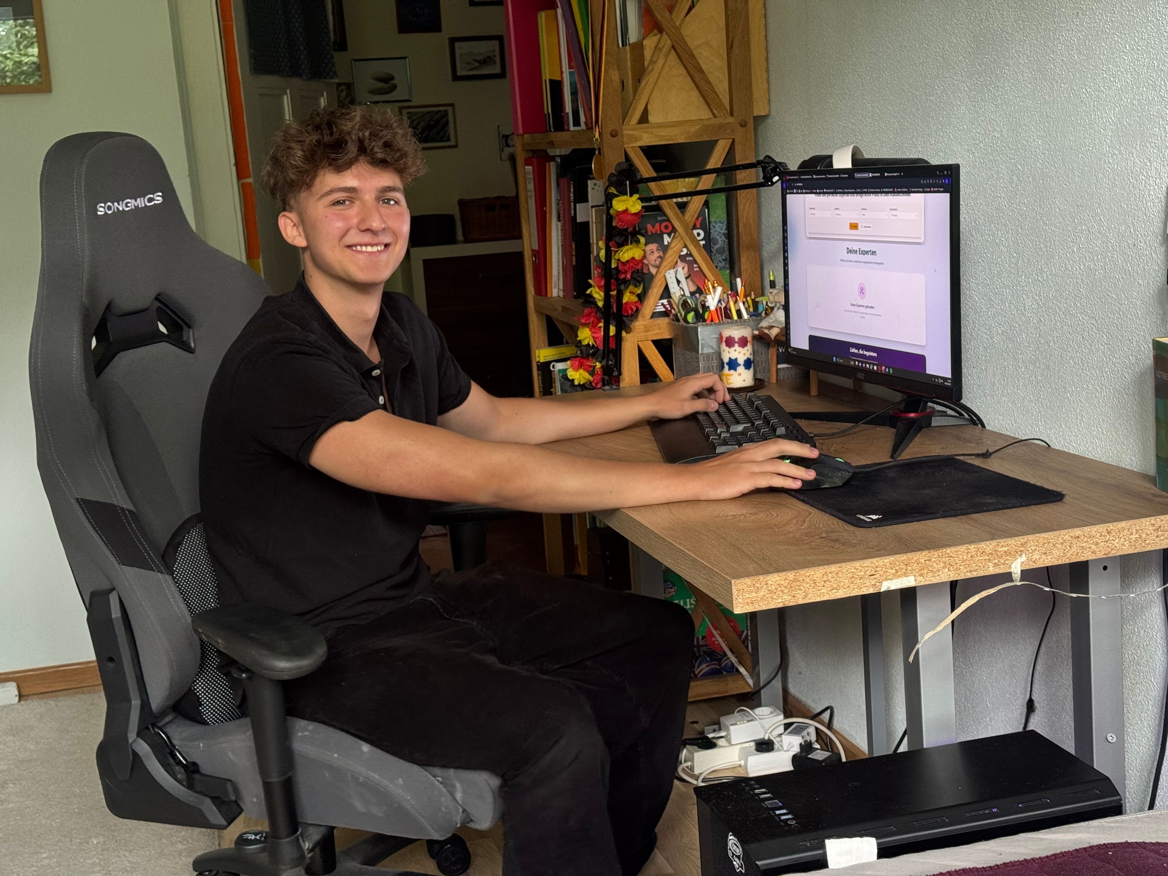 Vom Kinderzimmer ins Ministerium: EduLinked nimmt Fahrt auf: Der 18-jährige Matteo Schröpfer aus Halle kommt seinem großen Ziel näher