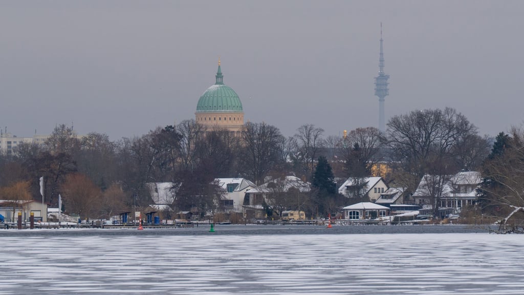 Insbesondere in Potsdam ist der Wohnungsmarkt angespannt. (Archivbild)