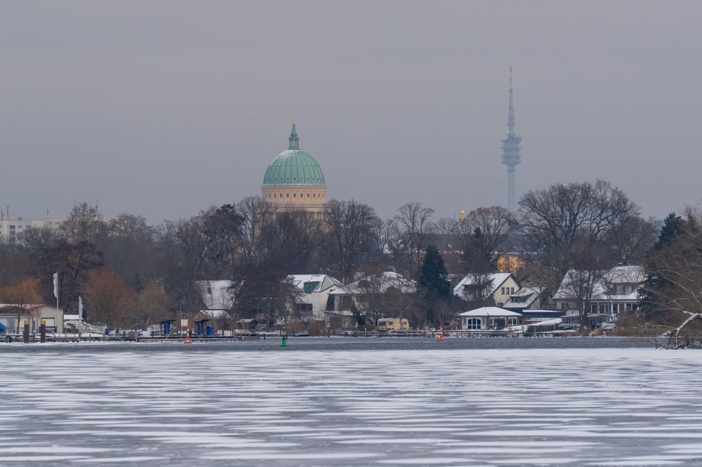 Insbesondere in Potsdam ist der Wohnungsmarkt angespannt. (Archivbild)