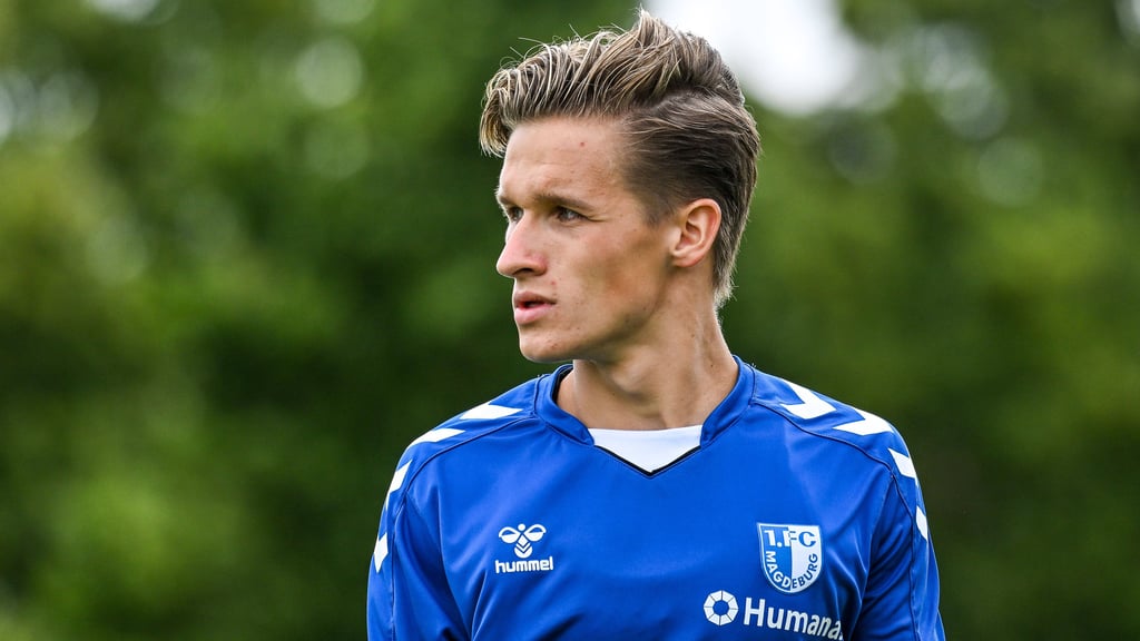 Albert Millgramm spielt seit 2024 beim 1. FC Magdeburg.
