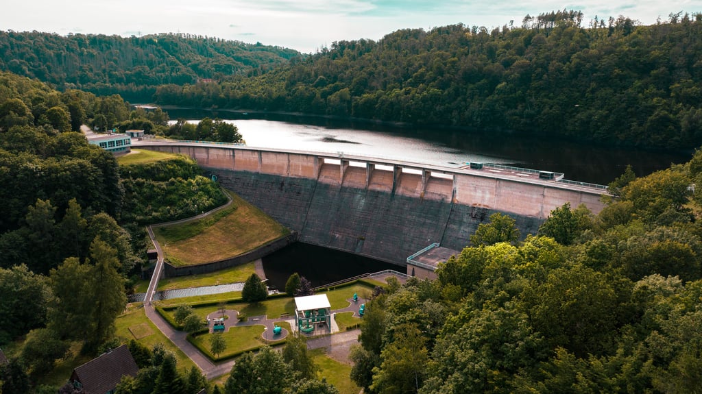Der Talsperrenbetrieb Sachsen-Anhalt bietet in den Winterferien Führungen  durch die Staumauer der Talsperre Wendefurth an. 