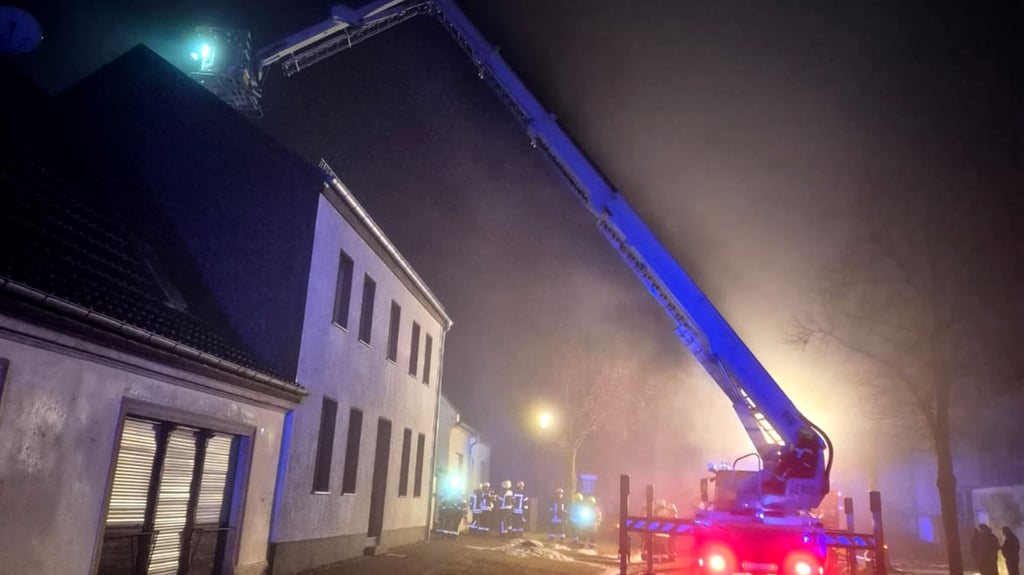 Am Abend des 14. Januar ist in Lindau ein Schornstein in Brand geraten.