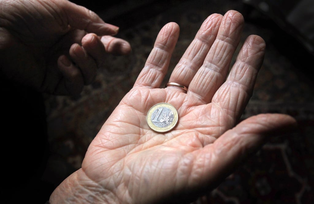 Mehr und mehr Menschen sind in Thüringen im Alter auf staatliche Unterstützung angewiesen (Symbolbild)