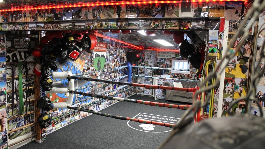 Die Boxgarage heißt nicht zufällig so. Die Trainingsstätte war mal eine Garage.