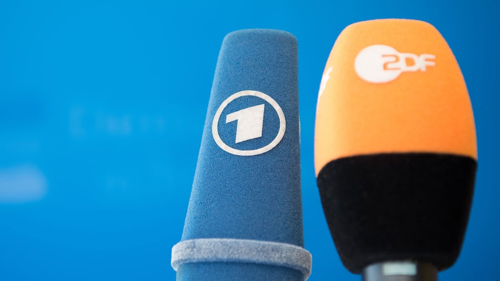 ARD und ZDF stehen weiter unter Reformdruck Die CDU in Sachsen-Anhalt fordert eine Fusion der Sender, um Doppelstrukturen abzubauen und den Rundfunkbeitrag stabil zu halten.