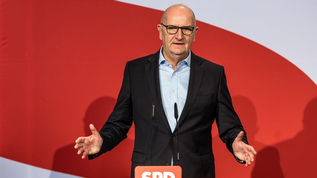 Die Brandenburger SPD unter Ministerpräsident und Landeschef Dietmar Woidke hat sich für Koalitionsverhandlungen mit der CDU entschieden. (Archivbild)