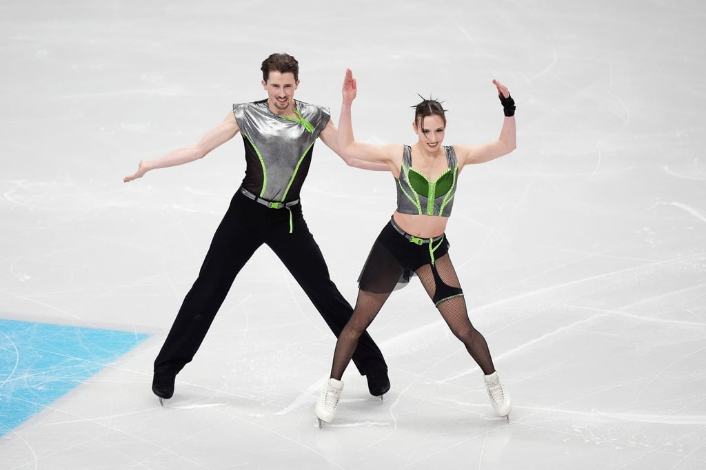 Die Eistänzer Charise Matthaei (r) und Max Liebers (l) haben bei der EM den Sprung ins Finale geschafft.