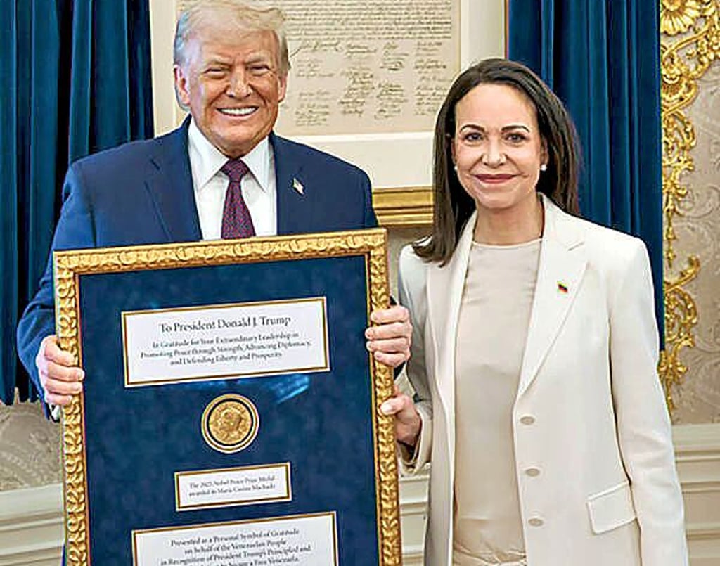 Mann, Medaille, Machado.