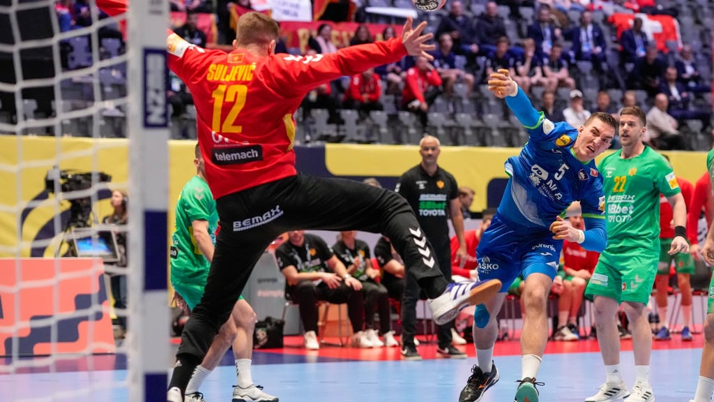 Rekordspiel: Beim Duell zwischen Slowenien und Montenegro fallen so viele Tore wie noch nie bei einer Handball-EM.