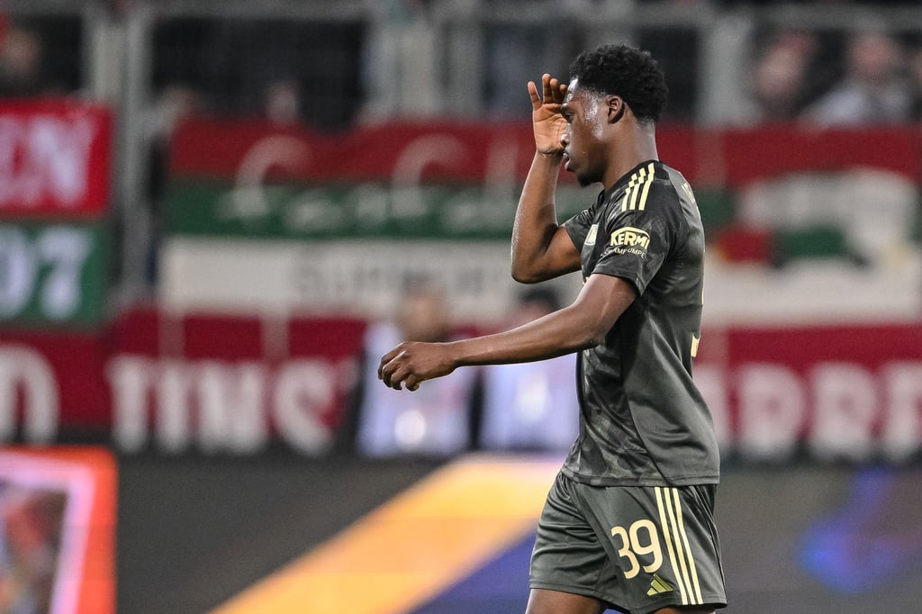 Köhn sah beim FCA die Rote Karte.