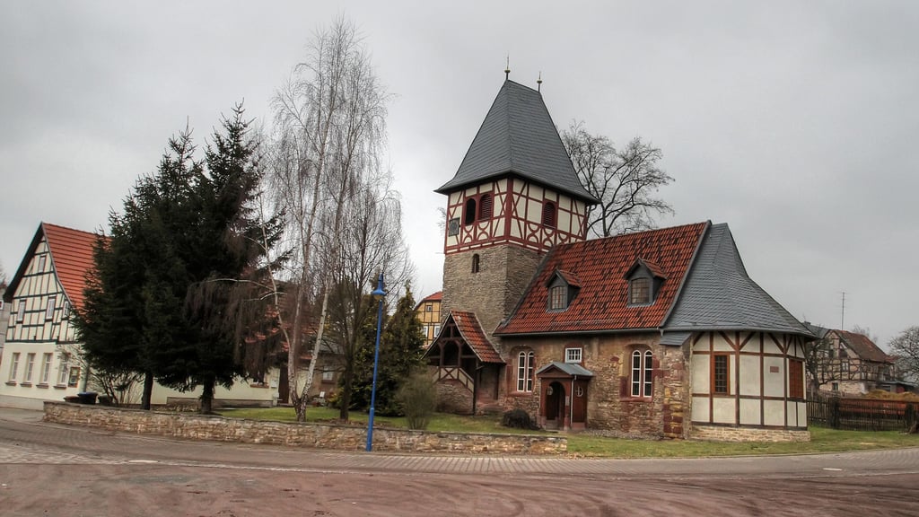 Für den Bau der Kanalisation in Dittichenrode (Foto) und den Anschluss nach Roßla flossen 800.000 Euro Fördermittel aus der Abwasserabgabe. 