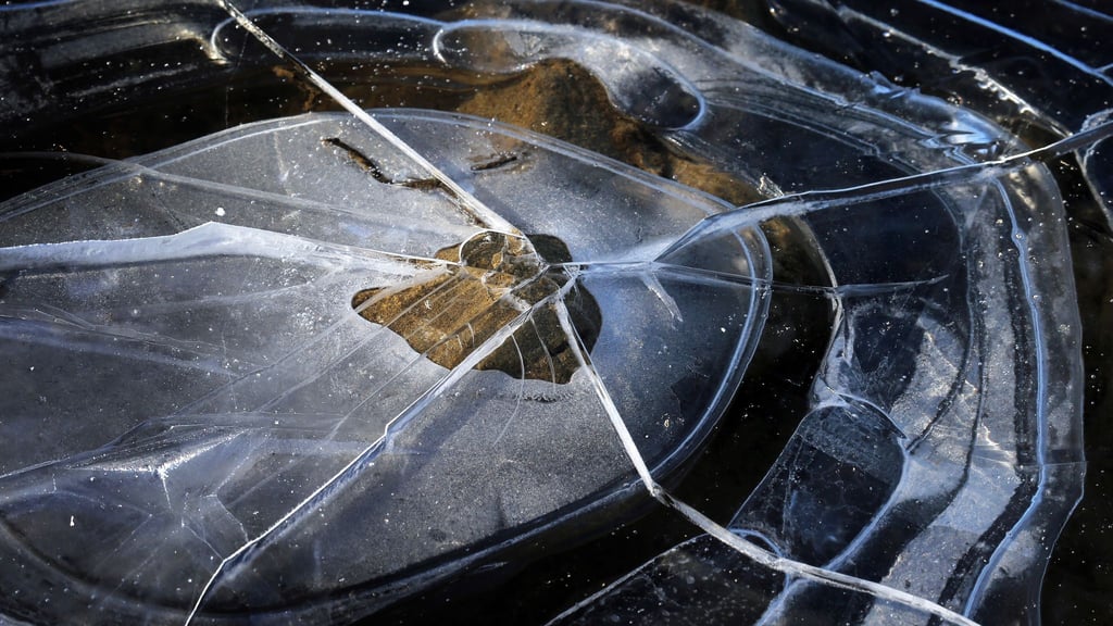 Der Junge kam stark unterkühlt ins Krankenhaus. (Symbolbild)