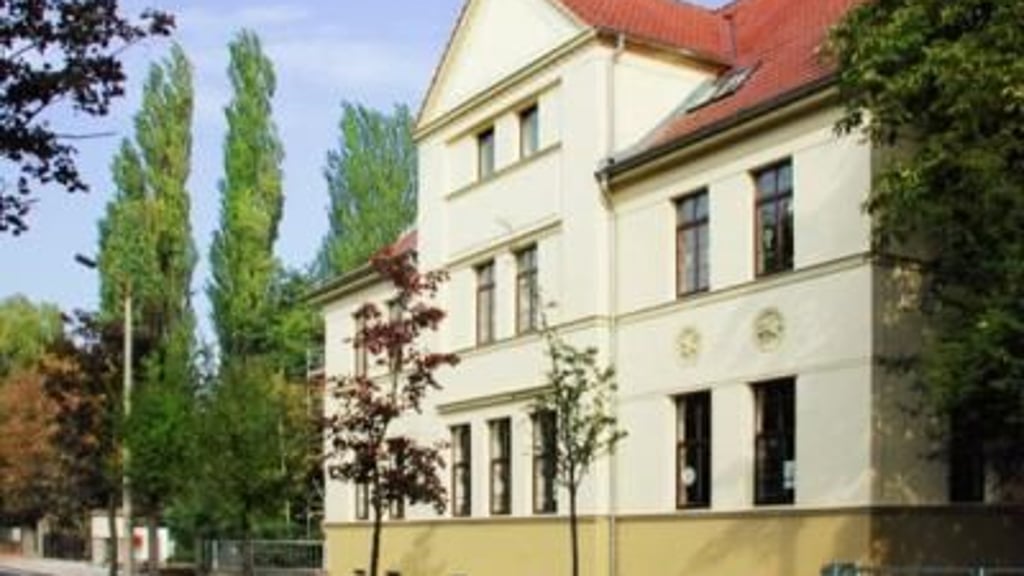 Die Bibliothek ist online wieder vollkommen erreichbar.