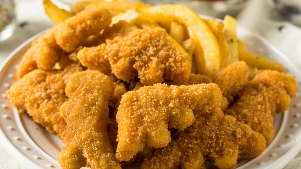 Vegane Dino-Nuggets des Unternehmens Anhaltinische Geflügelspezialitäten GmbH aus Sachsen-Anhalt werden bundesweit zurückgerufen.