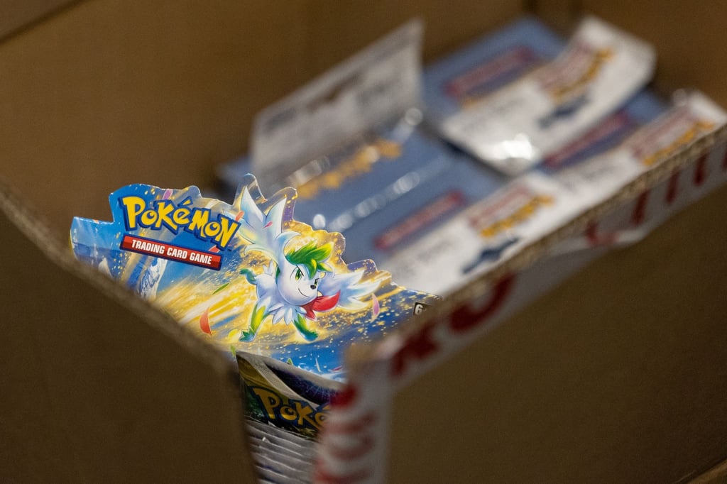 Der Handel mit Pokémon-Sammelkarten hat in den vergangenen Jahren wieder an Bedeutung gewonnen. Seltene Exemplare erzielen teils hohe Preise. (Symbolbild)