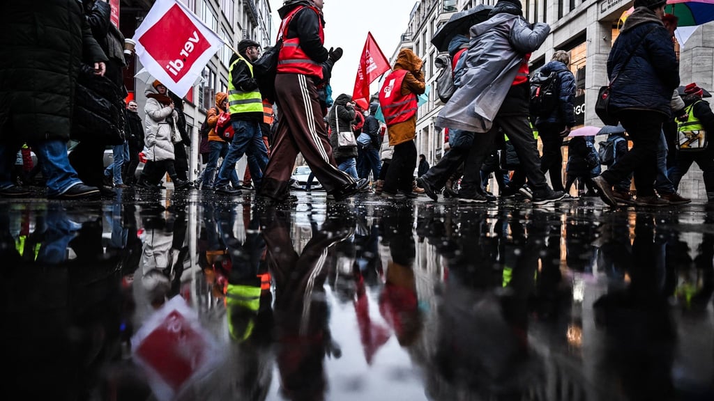 Wie hier in Berlin werden Warnstreiks in den kommenden Wochen verstärkt spürbar sein.