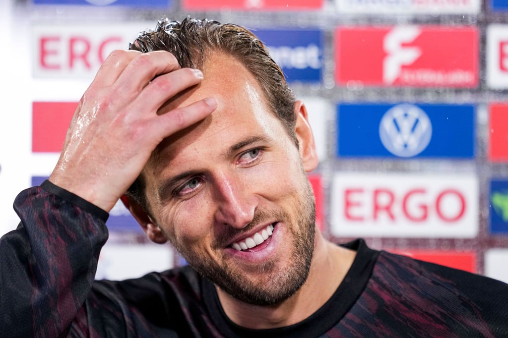 FC-Bayern-Star Harry Kane erklärt den Gala-Sieg gegen RB Leipzig mit Kompanys Einfluss auf den Mindset der Spieler.