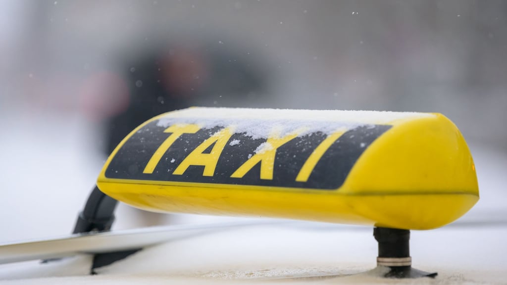 Mindestpreise sollen in einigen Städten das Taxi-Gewerbe schützen. (Symbolbild)