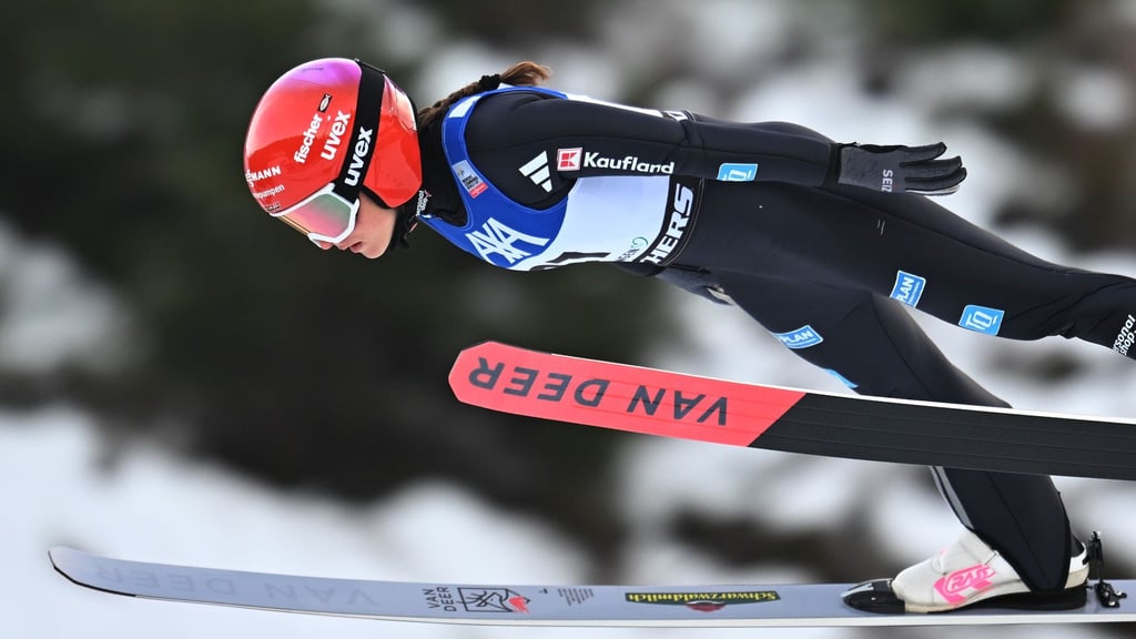 Nathalie Armbruster ist in Oberhof die beste deutsche Kombiniererin.