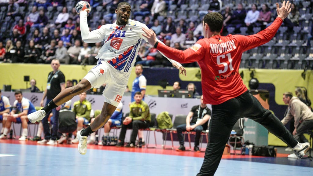 Handball-Nationalspieler Dika Mem erzielte fünf Treffer für Frankreich.