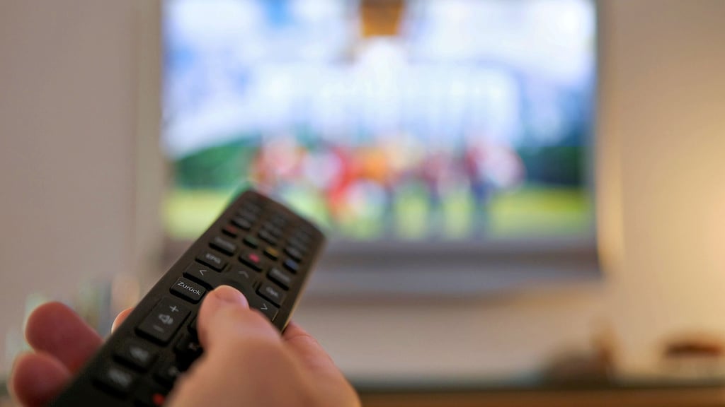 Eine Seniorin aus Stendal konnte plötzlich nicht mehr alle TV-Sender empfangen. Ungewollt wurde ihr Vertrag bei ihrem Anbieter geändert.