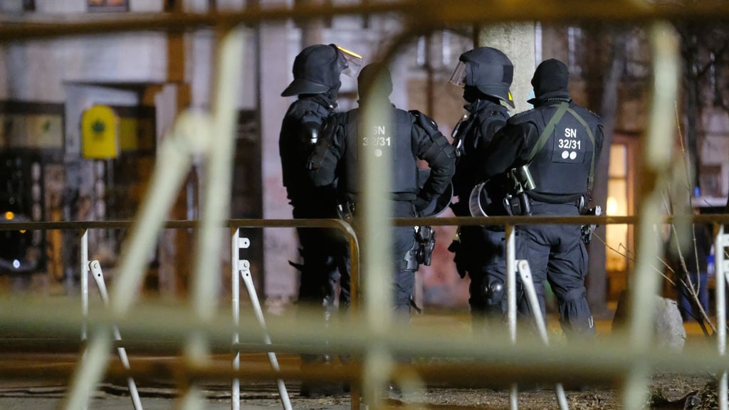 Rund um das Connewitzer Kreuz kann es zu erheblichen Verkehrsbehinderungen kommen (Archivbild)