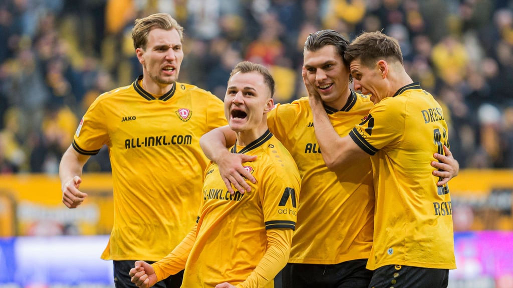 Dynamo Dresden hat die Spvgg Greuther Fürth mit 2:0 besiegt und die Rote Laterne in der 2. Bundesliga an den Gegner abgegeben.