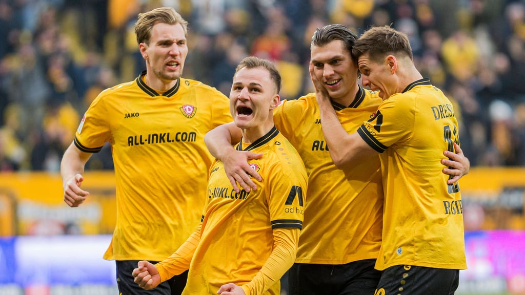 Dynamo Dresden hat die Spvgg Greuther Fürth mit 2:0 besiegt und die Rote Laterne in der 2. Bundesliga an den Gegner abgegeben.