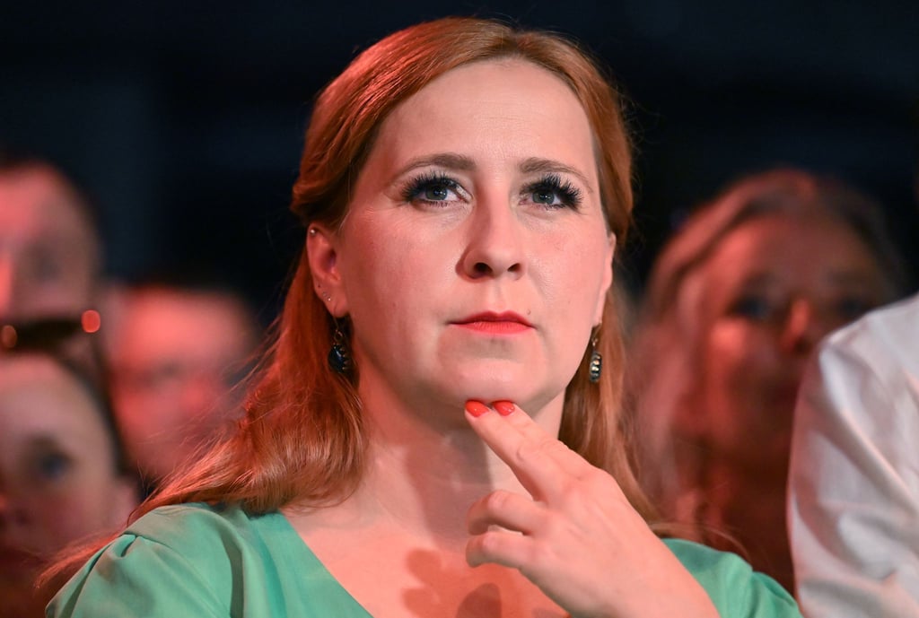 Der Vorschlag von Innenminister Armin Schuster (CDU) zur Beugehaft für ausreisepflichtige Ausländer sorgt für Kritik. (Archivbild)