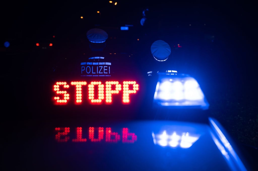 Die Polizei stoppte den Motorroller in Mansfeld. (Symbolbild)