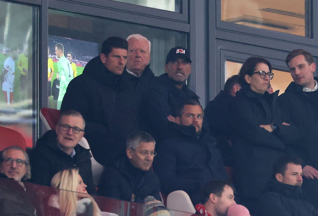 Jürgen Klopp auf der Tribüne des Leipziger Stadions.