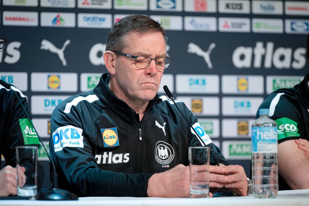 Für Alfred Gislason steht im EM-Duell mit Spanien einiges auf dem Spiel.