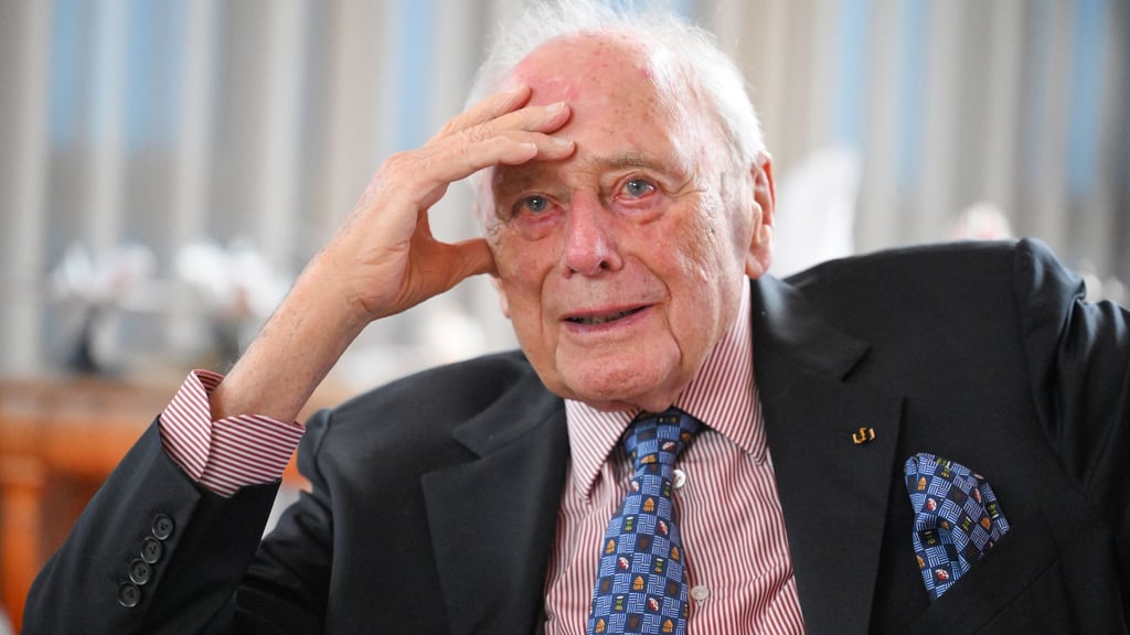 Mit einem Fake-Video von Reinhold Würth versuchen Betrüger, groß Kasse zu machen. (Archivbild)