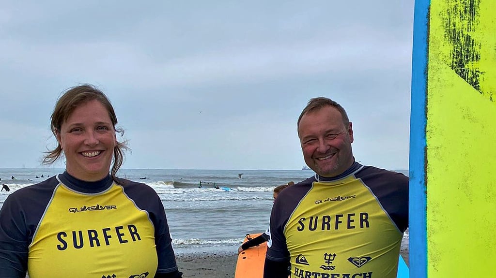 Im Harz ist Daniel Hillmann gewandert, in Den Haag surft er. 