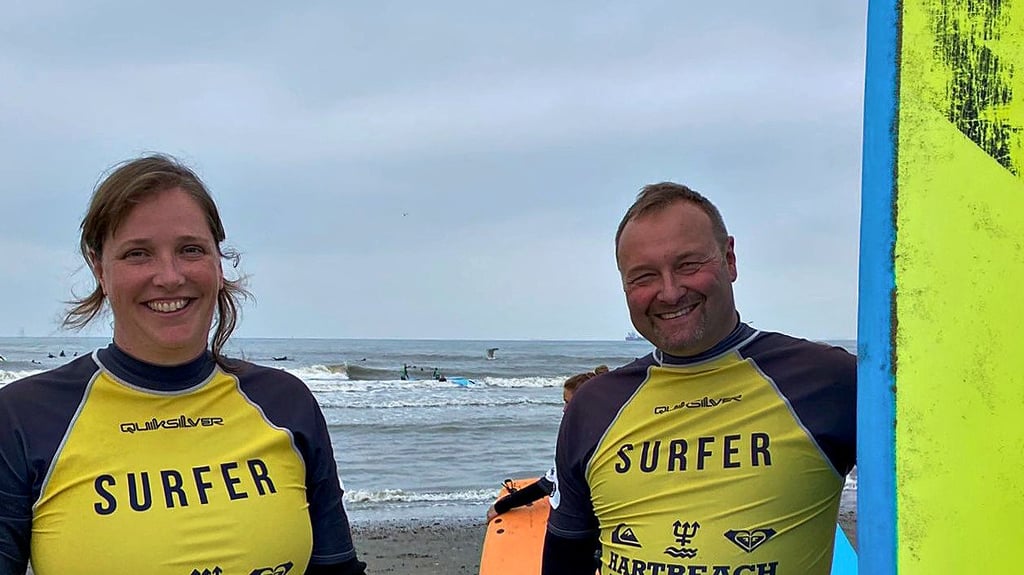 Im Harz ist Daniel Hillmann gewandert, in Den Haag surft er. 