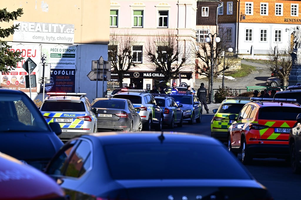 In einem Rathaus in Tschechien sind Schüsse gefallen.