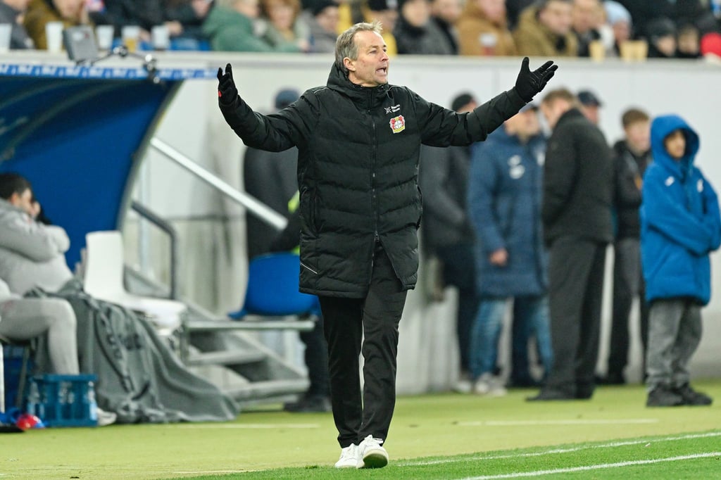 Leverkusens Trainer Kasper Hjulmand will mit seiner Mannschaft in die nächste Runde in der Champions League.