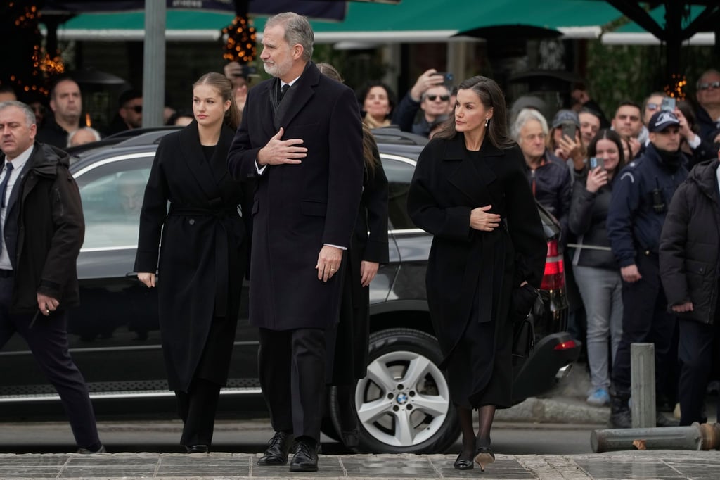Spaniens König Felipe und seine Familie nehmen Abschied von der „schrulligen Tante“.