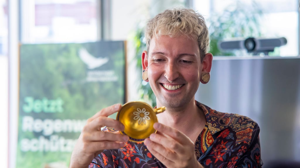 Fabian Kahl ist seit mehr als 13 Jahren Teil der ZDF-Show "Bares für Rares".