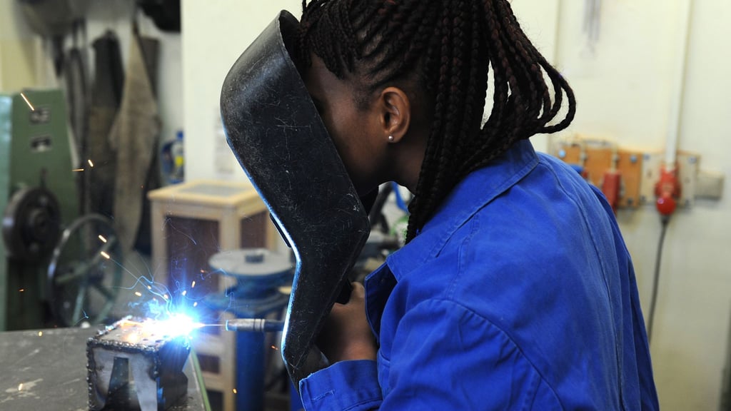 Mit ihrer Ausbildungsoffensive wollte das Arbeitsministerium im vergangenen Jahr 1.000 junge Migranten und ihre Familien ansprechen. (Archivbild)