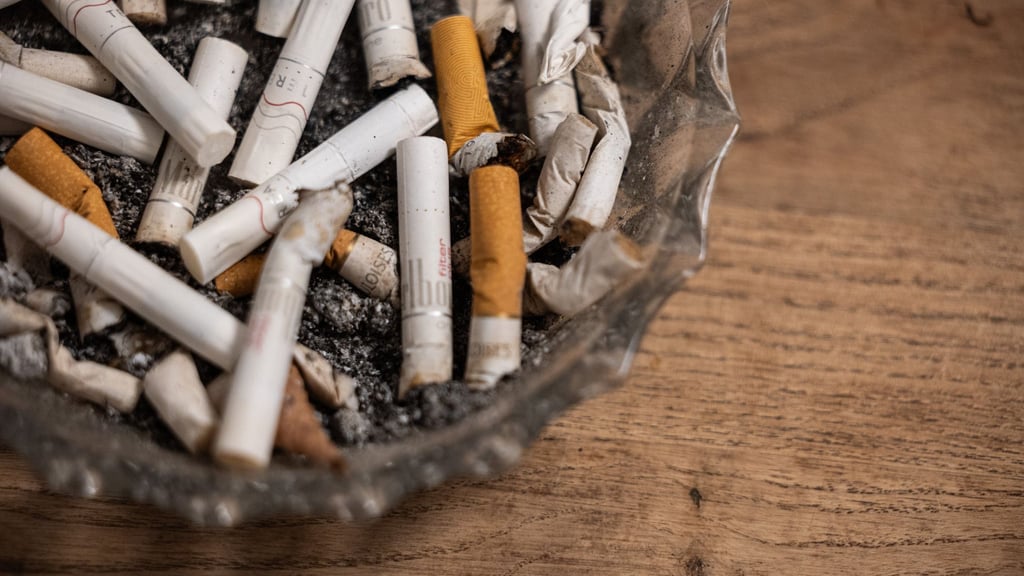 Rauchen hängt eng mit dem Risiko für Lungenkrebs zusammen.