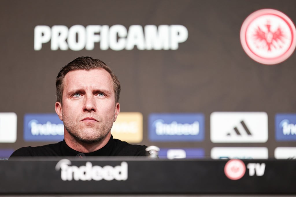 Bei der Trainersuche gefordert: Eintracht-Vorstand Markus Krösche.