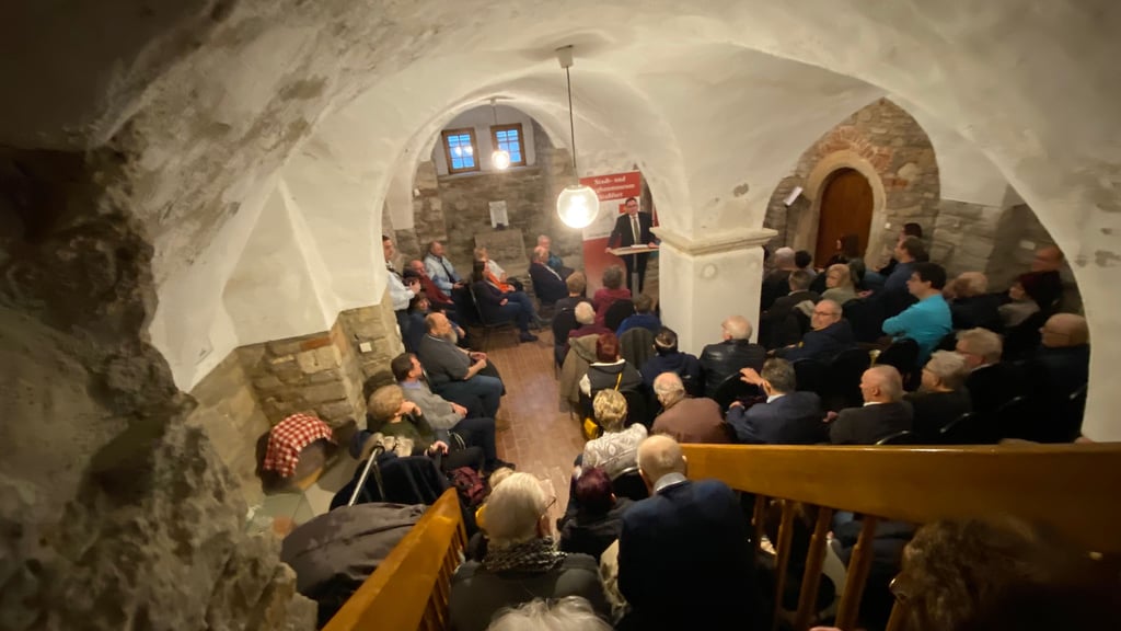 Eröffnungsfeier der bis zum 26. Februar laufenden Ausstellungen im Stadt- und Bergbaumuseum Staßfurt.