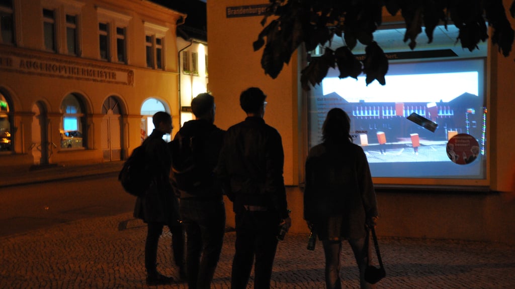 So ähnlich wie bei einer Innenstadtaktion von Berliner Künstlern vor fünf Jahren, könnte die Gestaltung von Schaufenstern in Genthin aussehen. 