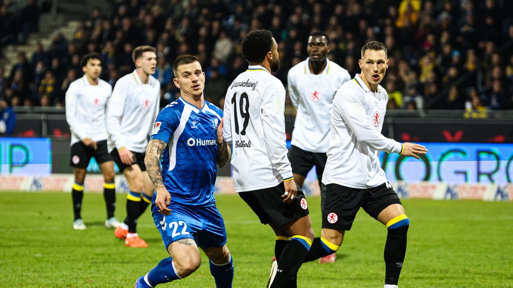 Steht häufig richtig, bietet Laufwege an und ärgert die Gegner zudem mit seiner Dynamik: Mateusz Zukowski ist beim 1. FC Magdeburg aktuell der Garant für Tore.&nbsp;