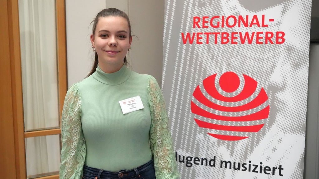 Lilly Hentschel war Helferin beim Regionalwettbewerb von "Jugend musiziert" in der Musik- und Kunstschule in Stendal.