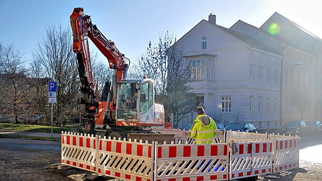 Aufgrund einer Rohrbruchs musste in Stendal ein Teil des Kreuzungsbereich Nicolaistraße/Pulverturm/Am Dom gesperrt werden.