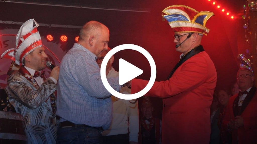 Verhaftung des neuen BKC-Präsidenten Stefan Pabst bei der Festveranstaltung 50 Jahre BKC 1975 Berga. 