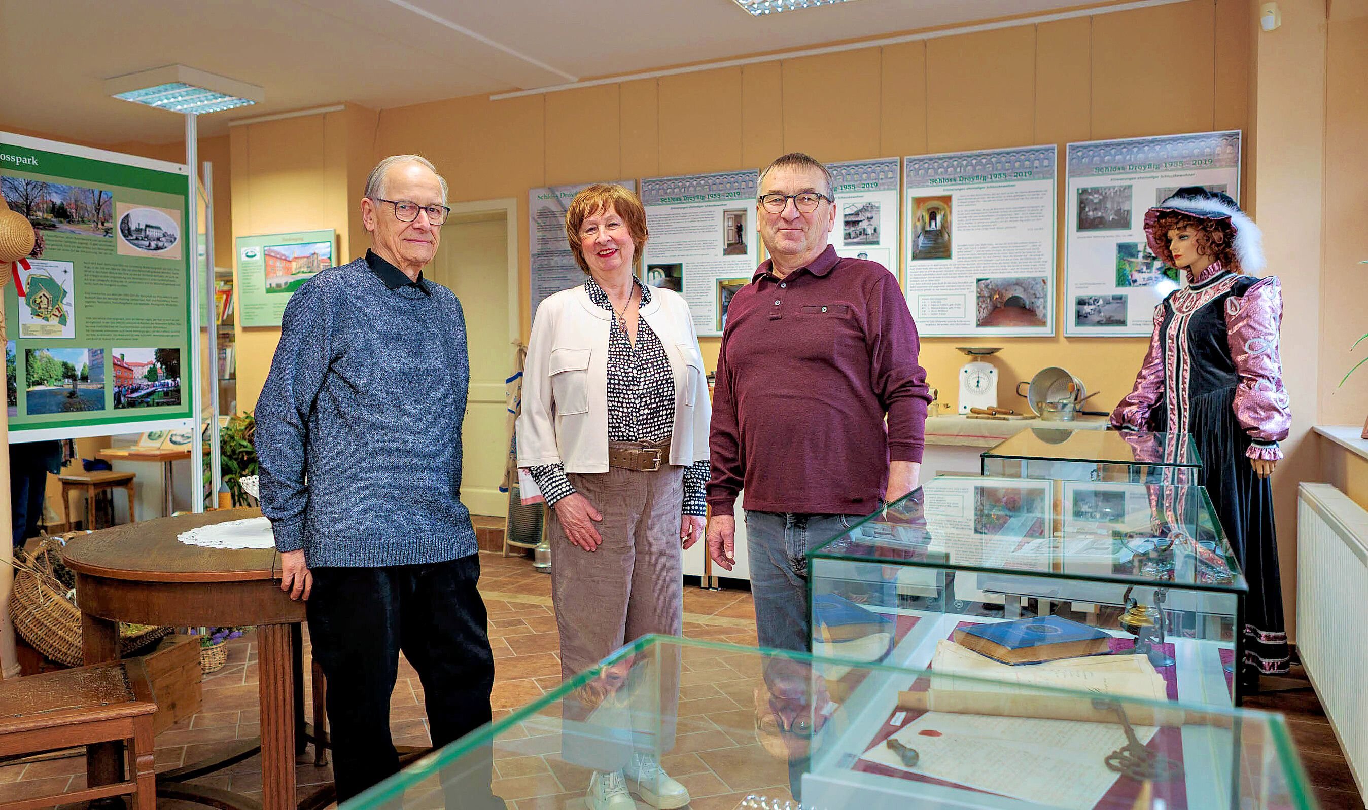 Heimatgeschichte im Burgenlandkreis: Neue Schau in Droyßig zeigt nicht nur bunte Bilder