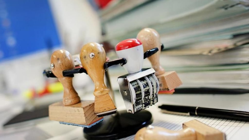 Die AfD in Schönebeck bringt einen Vorschlag zum Bürokratieabbau ein. Der hat allerdings so seine Schwächen und ist laut Oberbürgermeister Knoblauch „nicht glücklich formuliert“.